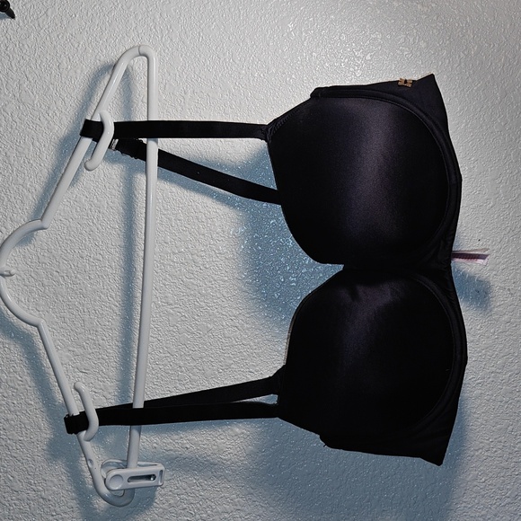 40D Savage X Fenty black underwire bra - Picture 1 of 5